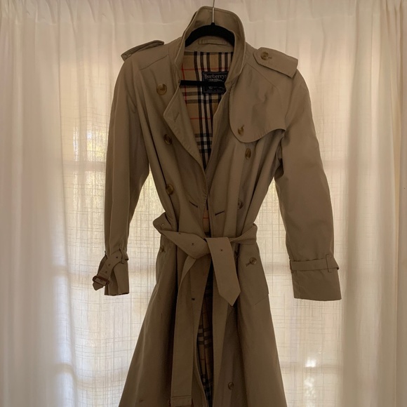 Burberry Jackets & Blazers - Vintage Burberry Trench M
